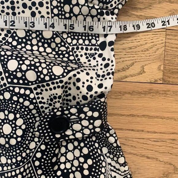 TRINA TURK BLACK & WHITE‎ SKIRTSUIT SIZE 2 - Picture 6 of 7